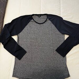 Vince navy blue Baseball Tee.